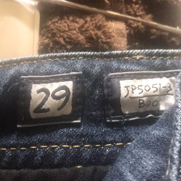 Miss me Jean’s size 29 waist - Picture 10 of 13